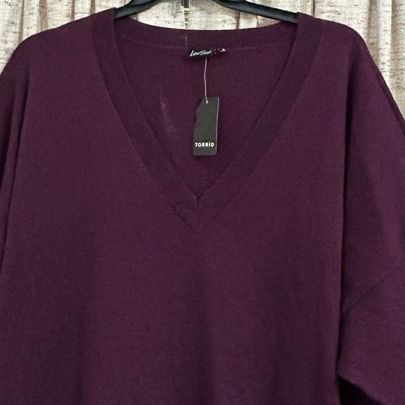 Torrid Lovesick Lightning Bolt Stitch V-Neck Pullover Sweater - 5X - Picture 2 of 9